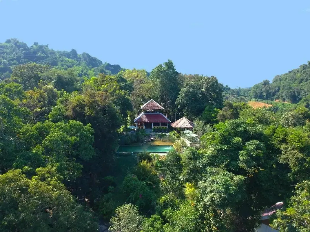Zen Namkhan Boutique Resort Ban Xianglom 3*,  Laos